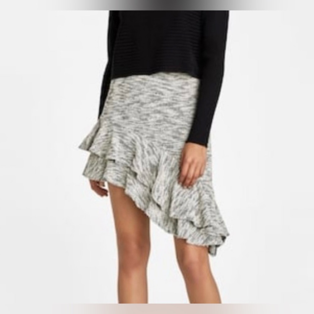 ZARA BASIC Y2k Gingham Trending Asymmetric Tiered Ruffles Skirt